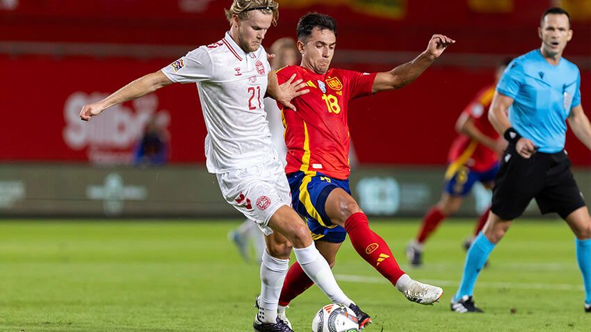 Fodbold - Danmark / Spanien